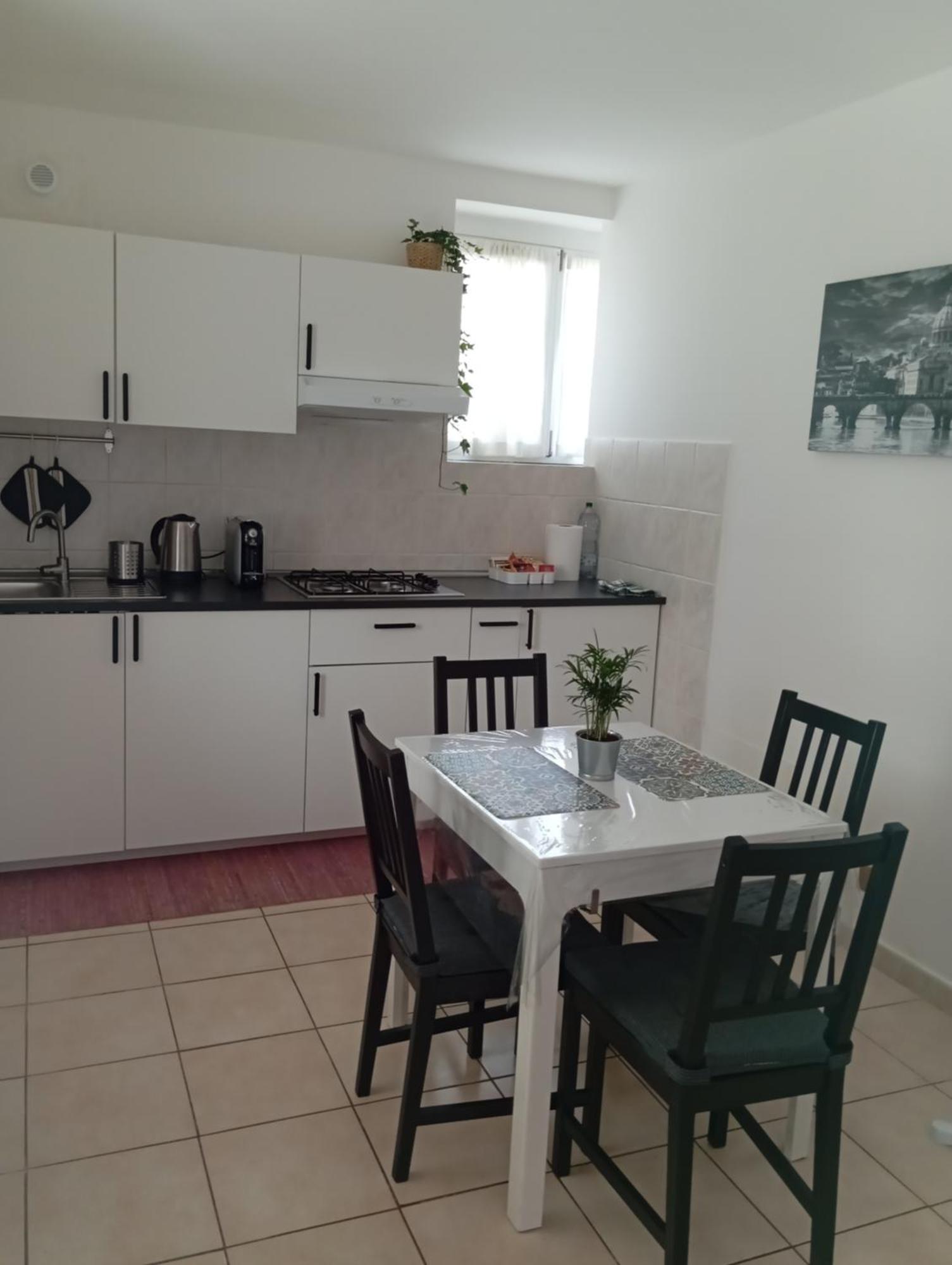 Sunrise Apartment Монтеротондо Екстериор снимка
